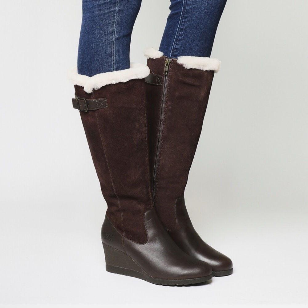 UGG wedge boots Mischa Waterproof Boot size 8 burgundy‎ NWOT